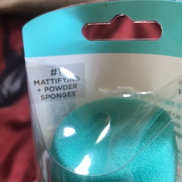 ✨🆕Real Techniques Miracle Mattifying Sponge Duo Set!💙💖✨ - Picture 5 of 13
